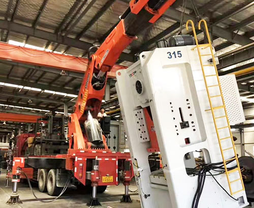 钟山附近随车吊出租，轻松解决运输难题